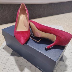 Red suede heels 5.5w
